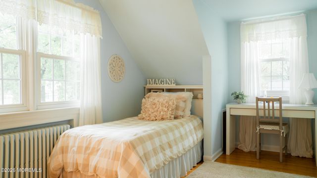 33 Lancaster Road, Colonia, NJ 07067