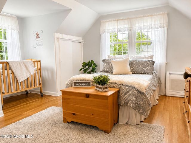 33 Lancaster Road, Colonia, NJ 07067