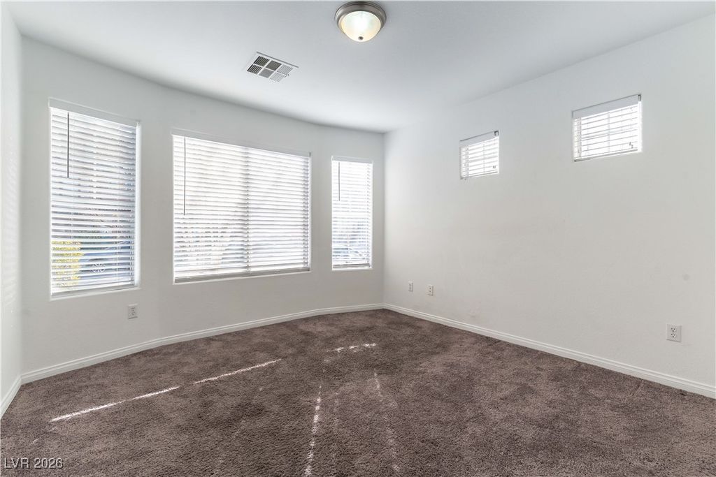 Image 12 of property listing at 9026 Iron Cactus Avenue, Las Vegas, NV 89148