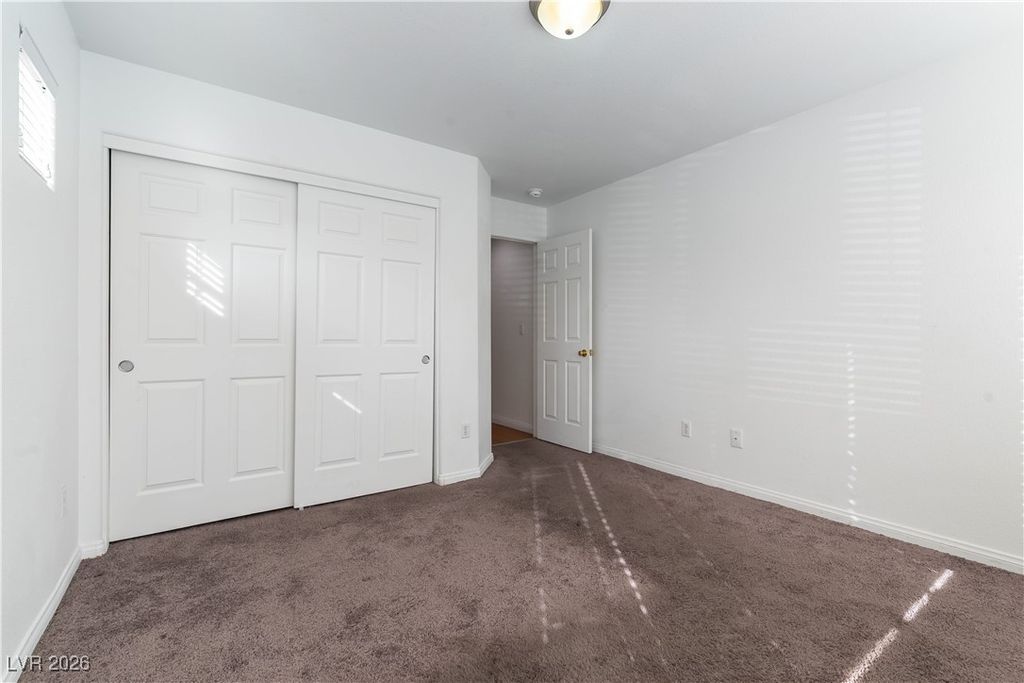 Image 13 of property listing at 9026 Iron Cactus Avenue, Las Vegas, NV 89148