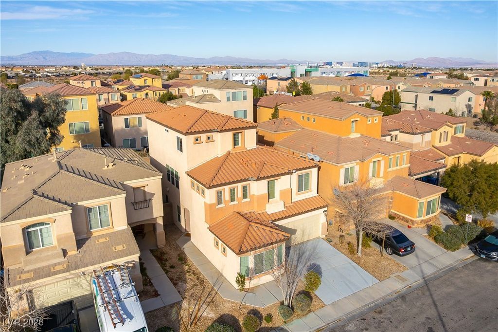 Image 36 of property listing at 9026 Iron Cactus Avenue, Las Vegas, NV 89148