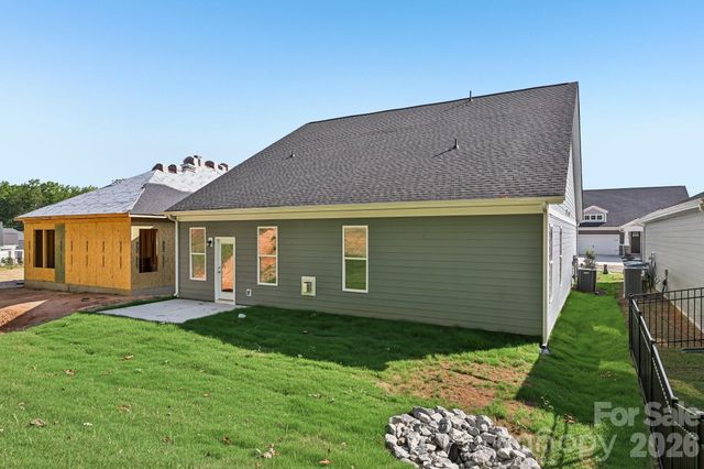 534 Tates Trail 22, Gastonia, NC 28056