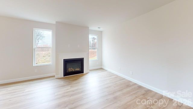 534 Tates Trail 22, Cramerton, NC 28032