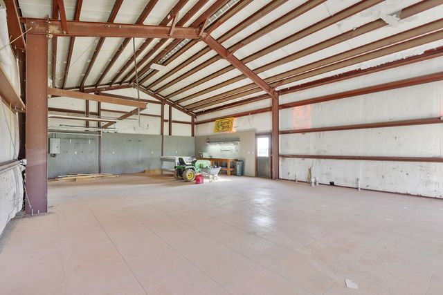 504 Tom Lackey Ln, Alpine, TX 79830