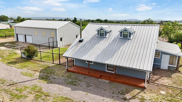 504 Tom Lackey Ln, Alpine, TX 79830