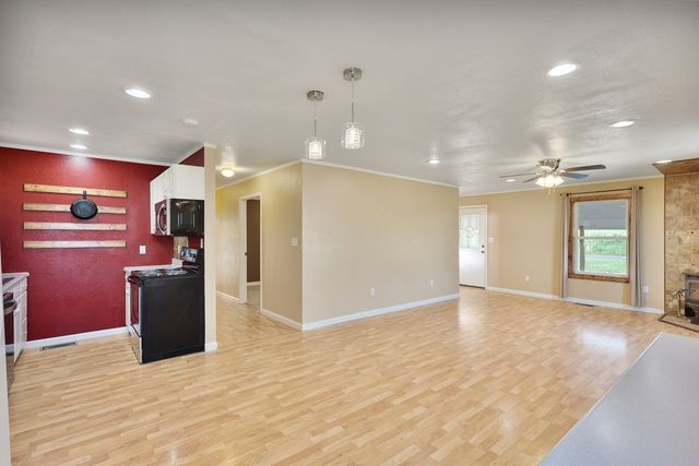 504 Tom Lackey Ln, Alpine, TX 79830