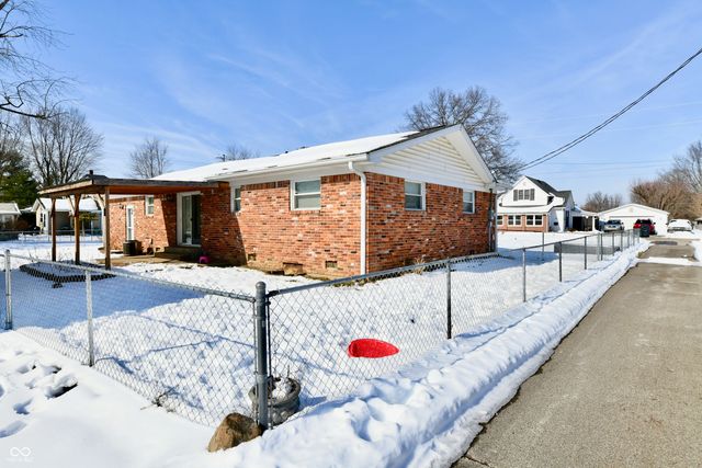 657 Walnut Street, Whiteland, IN 46184