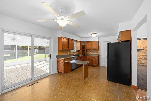 7 Ivy Court, Belleville, IL 62220