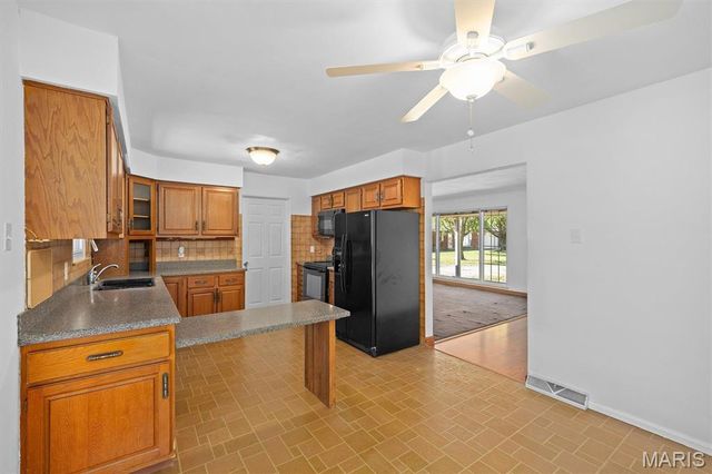 7 Ivy Court, Belleville, IL 62220