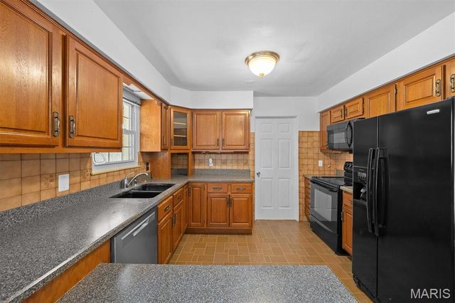 7 Ivy Court, Belleville, IL 62220