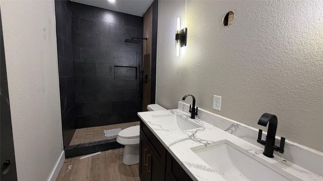 4206 Kewanee Street, Houston, TX 77051