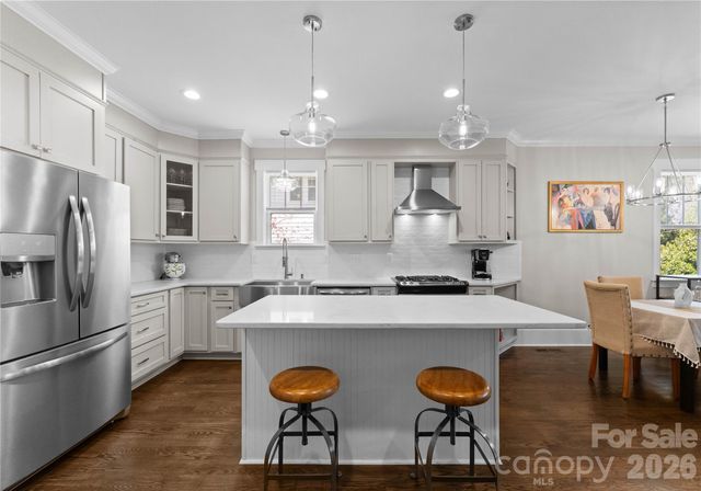 2502 Greenland Avenue, Charlotte, NC 28208