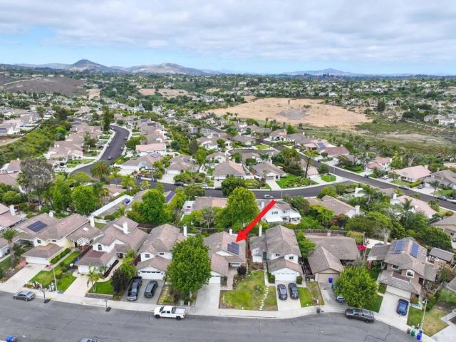 7934 Calle Posada, Carlsbad, CA 92009