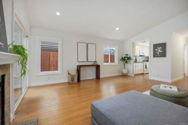 7934 Calle Posada, Carlsbad, CA 92009