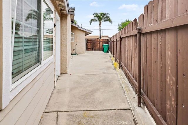 4758 Mount Saint Helens Way, San Diego, CA 92117