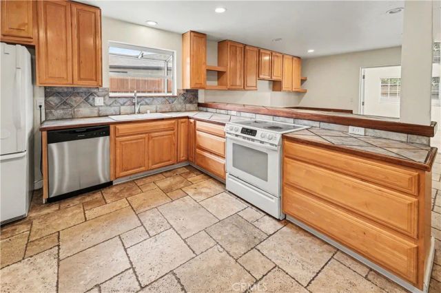 4758 Mount Saint Helens Way, San Diego, CA 92117