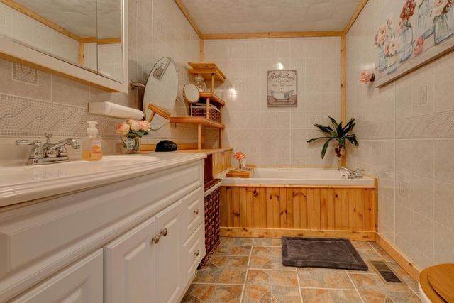 69 Side Run Road, Wellington, KY 40387