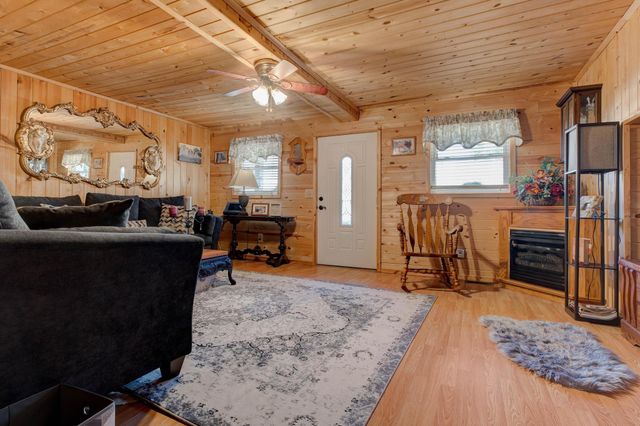 69 Side Run Road, Wellington, KY 40387