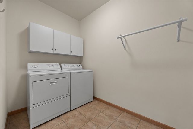 3002 Stone Creek Court, Marion, IA 52302