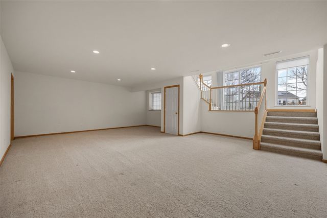 3002 Stone Creek Court, Marion, IA 52302