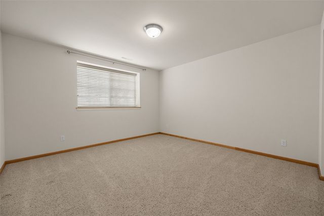 3002 Stone Creek Court, Marion, IA 52302