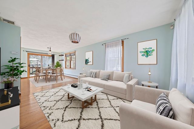 4 Gloria Dr, Mansfield, MA 02048