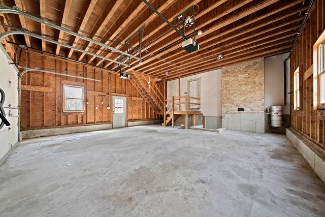 4 Gloria Dr, Mansfield, MA 02048