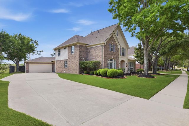 24115 Bay Hill Boulevard, Katy, TX 77494