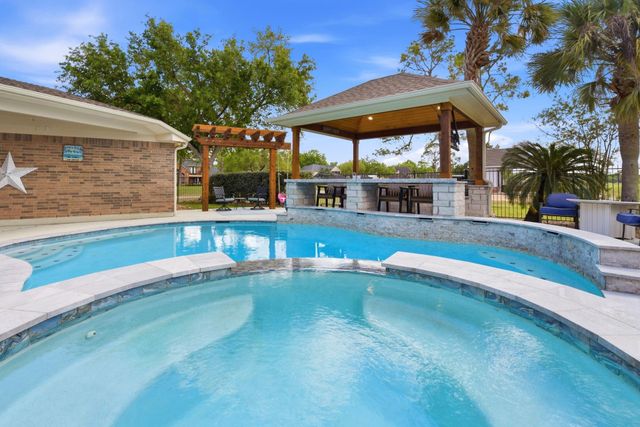 24115 Bay Hill Boulevard, Katy, TX 77494