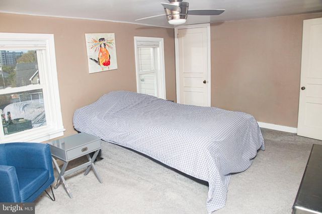 927 FAIRFAX DR, Morgantown, WV 26505