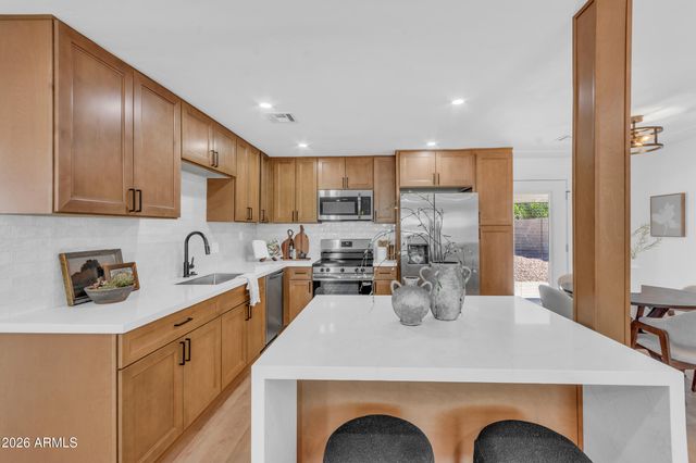 618 W 12TH Street, Tempe, AZ 85281