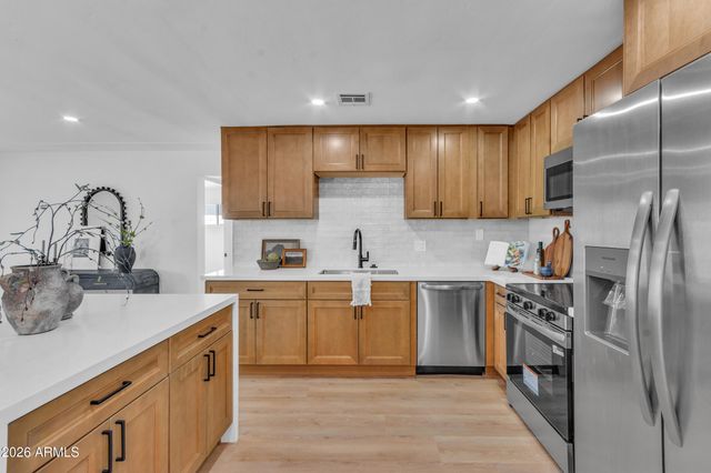 618 W 12TH Street, Tempe, AZ 85281
