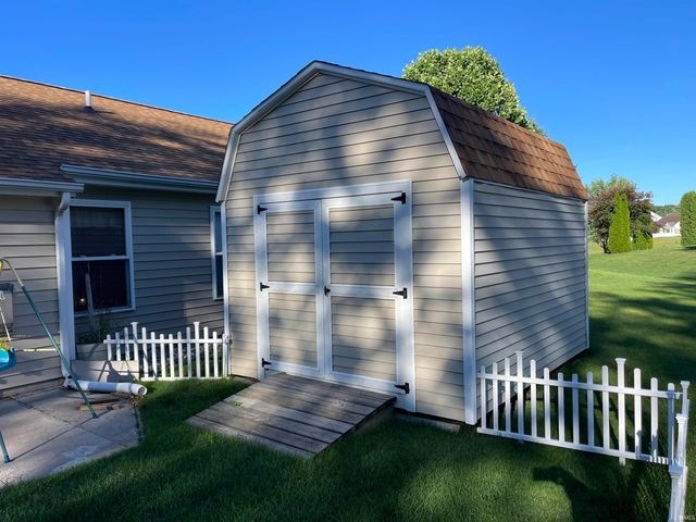 15803 Timberwillow Drive, Huntertown, IN 46748