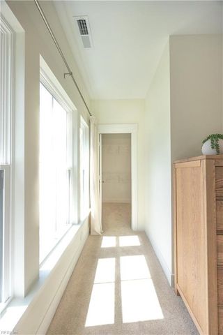 203 Hodges Rd, Chesapeake, VA 23322