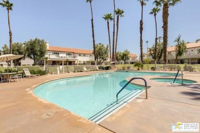 626 Vista Lago Circle, Palm Desert, CA 92211