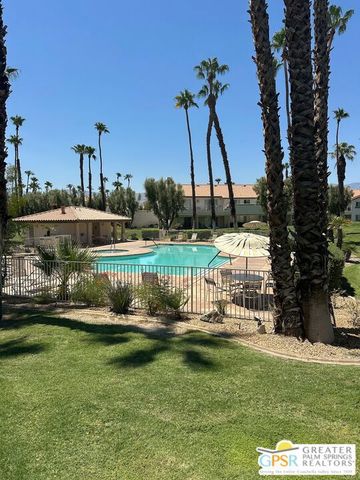 626 Vista Lago Circle, Palm Desert, CA 92211