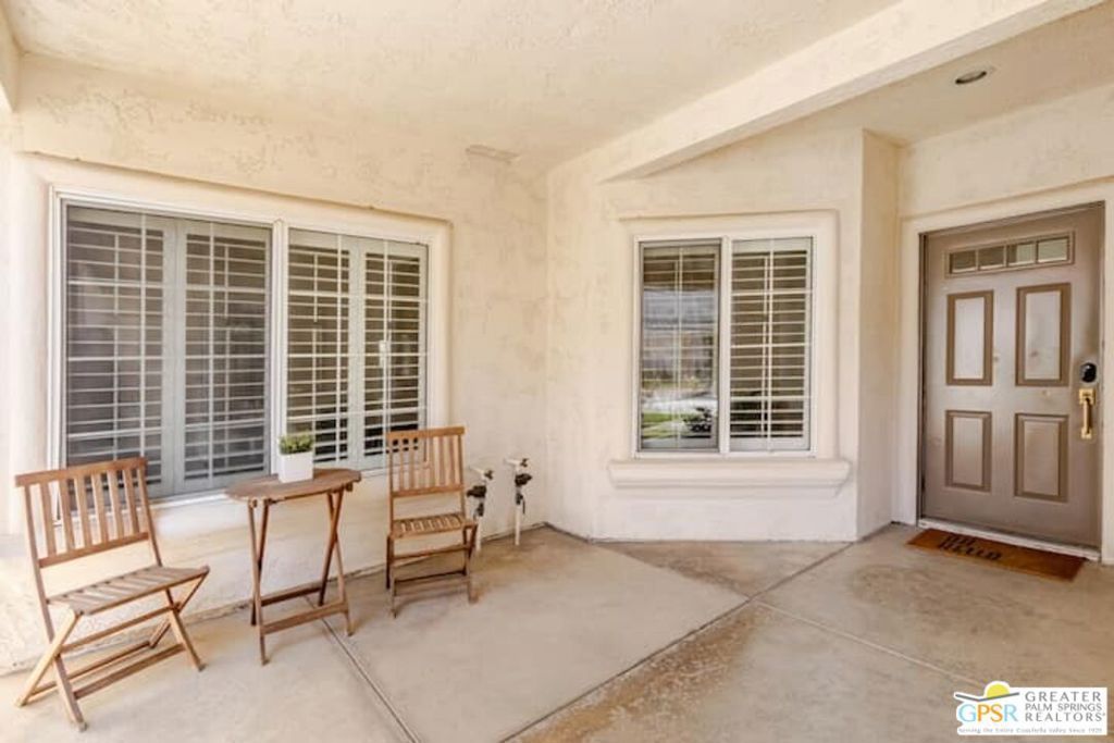 Image 16 of property listing at 626 Vista Lago Circle, Palm Desert, CA 92211