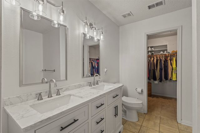 633 Almandora Drive, Arlington, TX 76002