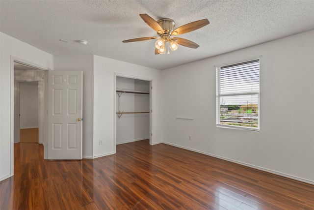 633 Almandora Drive, Arlington, TX 76002