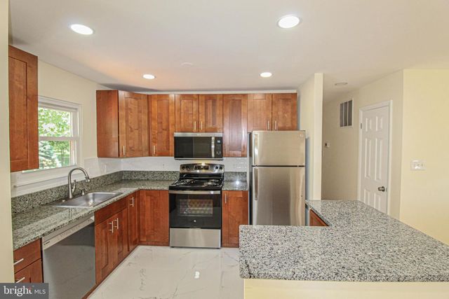 24201 BUSH HILL RD, Gaithersburg, MD 20882
