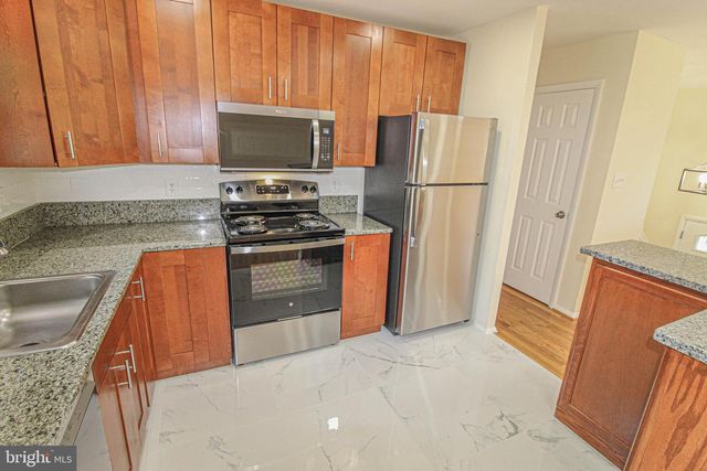 24201 BUSH HILL RD, Gaithersburg, MD 20882