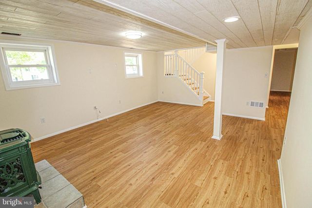 24201 BUSH HILL RD, Gaithersburg, MD 20882