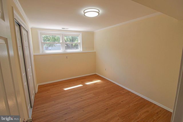 24201 BUSH HILL RD, Gaithersburg, MD 20882