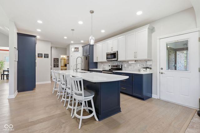 7630 Bluebird Court, Brownsburg, IN 46112
