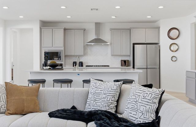 8344 Steinbeck Way NW, Albuquerque, NM 87120