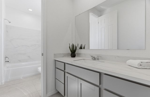 8344 Steinbeck Way NW, Albuquerque, NM 87120