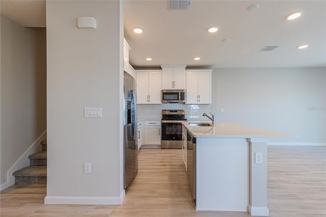 5082 RAIN SHADOW DRIVE, St Cloud, FL 34772