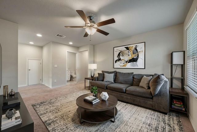 205 Magna LN, Liberty Hill, TX 78642