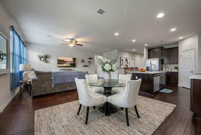 205 Magna LN, Liberty Hill, TX 78642