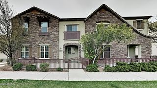 4703 E WATERMAN Street 102, Gilbert, AZ 85297